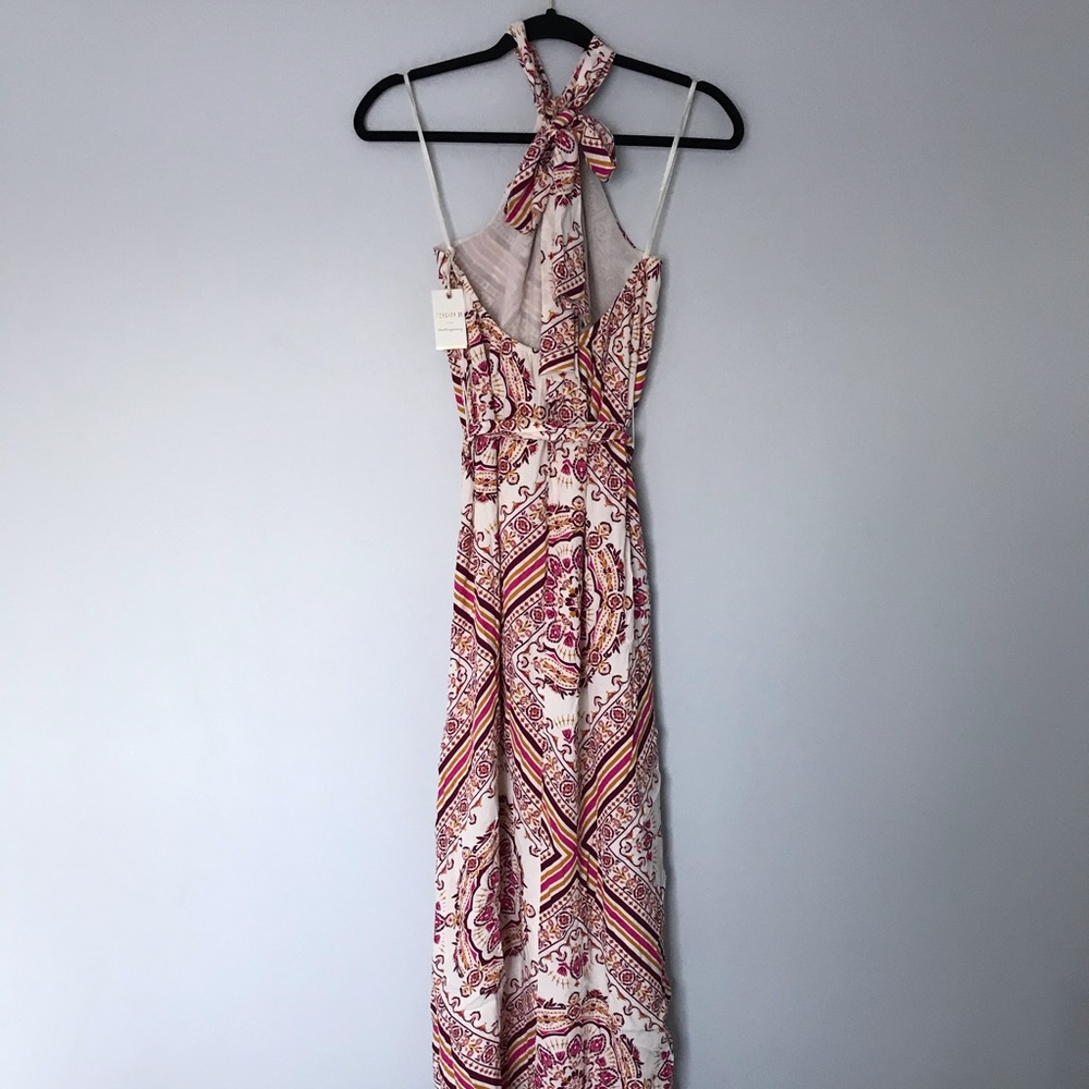 Backless maxi dress - Picture 2 of 8